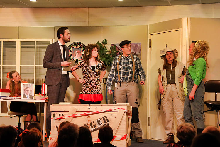 CPJ Waarder-Driebruggen met de klucht 'Dolle beestenboel'_27